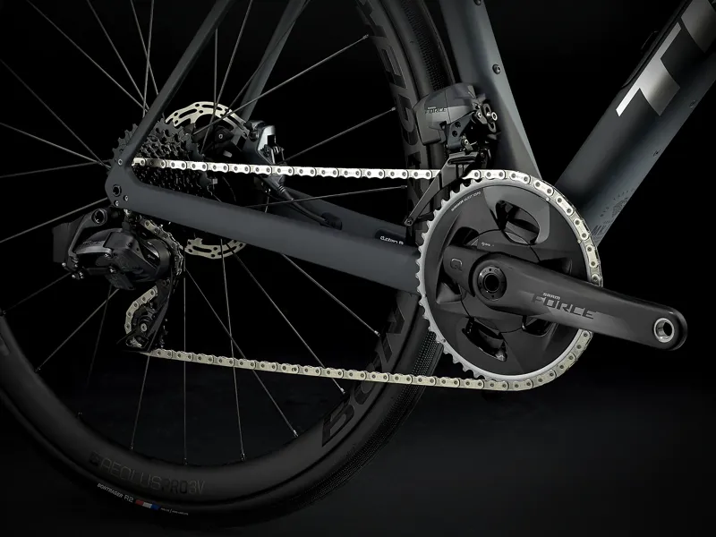 Trek Domane SL 7 eTap Gen 3 Disc Carbon Road Bike 2022 in Black-9